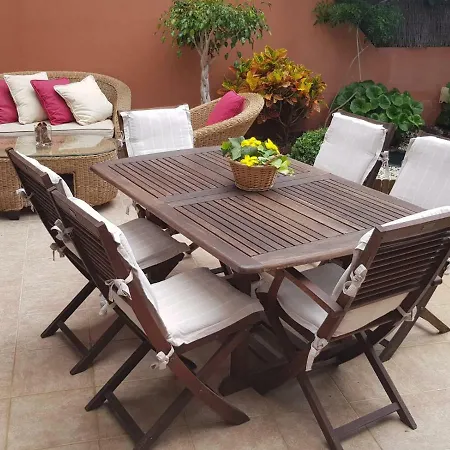 Daire Beach & Garden